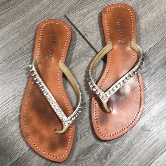mystique Shoes - Mystique Silver Rhinestone Thong Style Leather Sandals size 8
